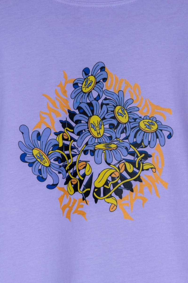 T-shirt streetwear fiori oversize in cotone lavanda con grafica floreale