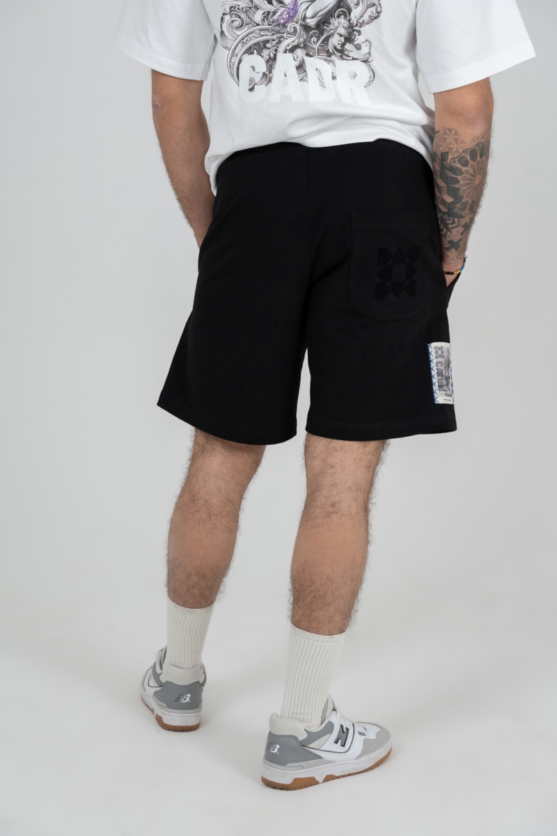 Bermuda Black Velvet